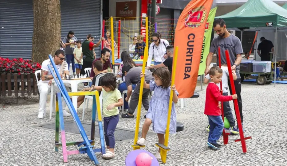 Chuva altera programação esportiva e de lazer em Curitiba neste fim de semana